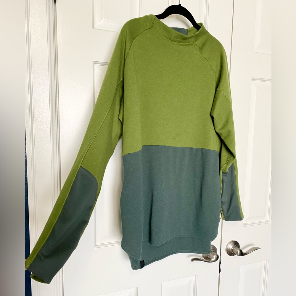 Green Adidas Tunic - VGUC - Size XL